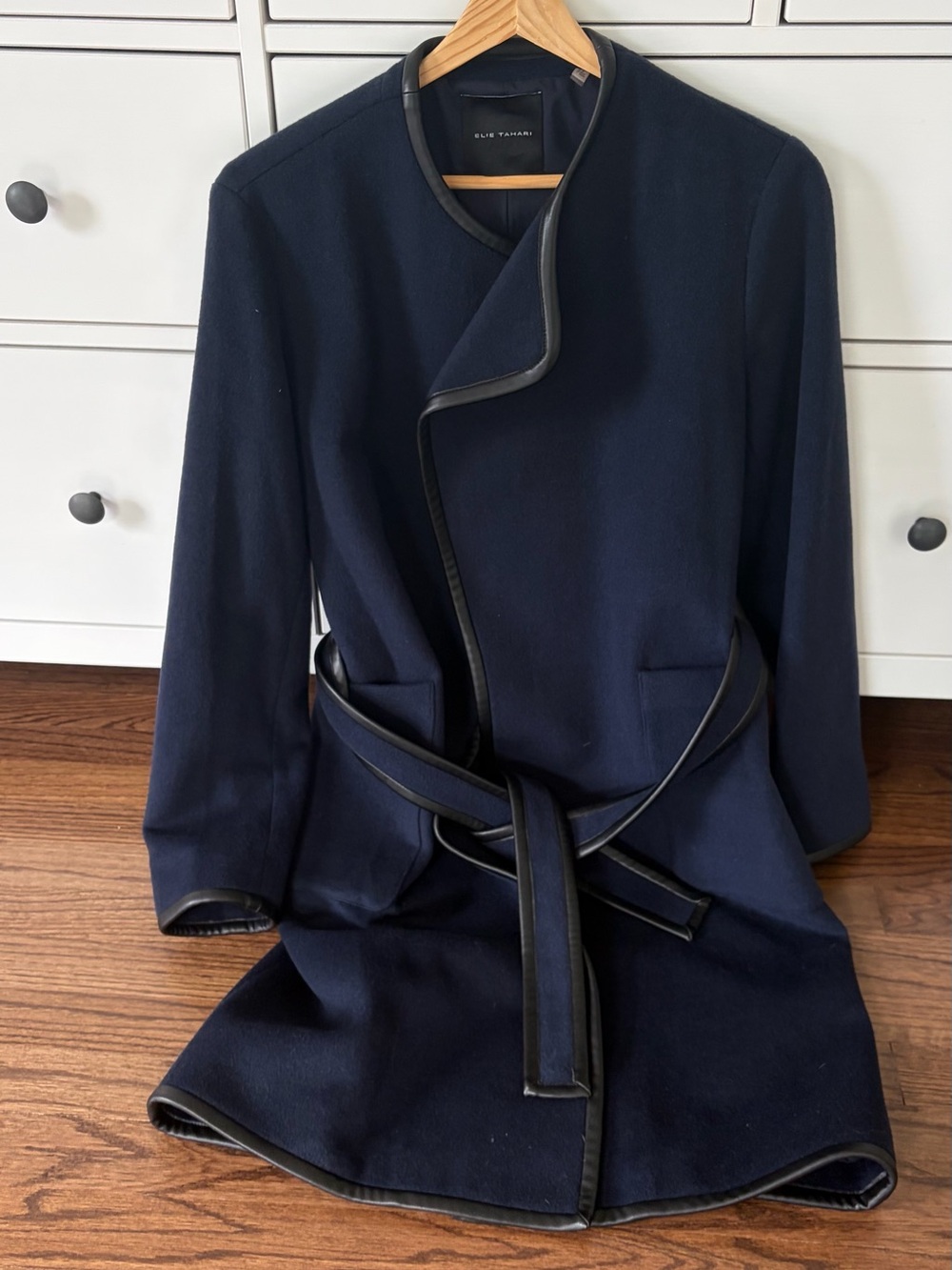 Elie Tahari Wool/Cashmere coat size s